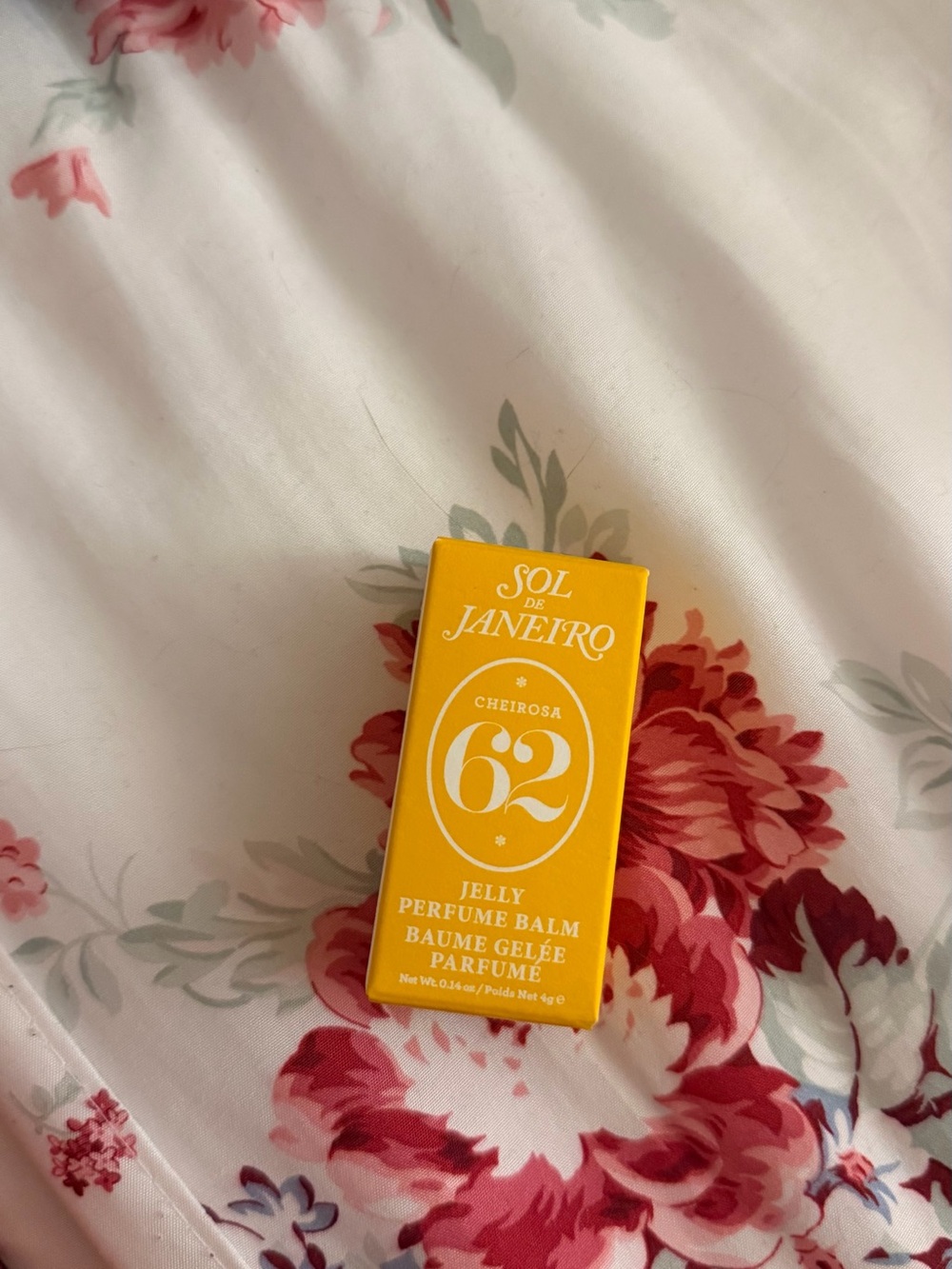 Sol de Janeiro Cheirosa 62 Jelly Perfume Balm in Vibrant Yellow Box